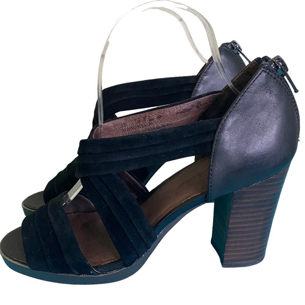Tommy Bahama Lalai Black Leather and Suede Crisscross Chunky Block Heel Sandal - Picture 4 of 16